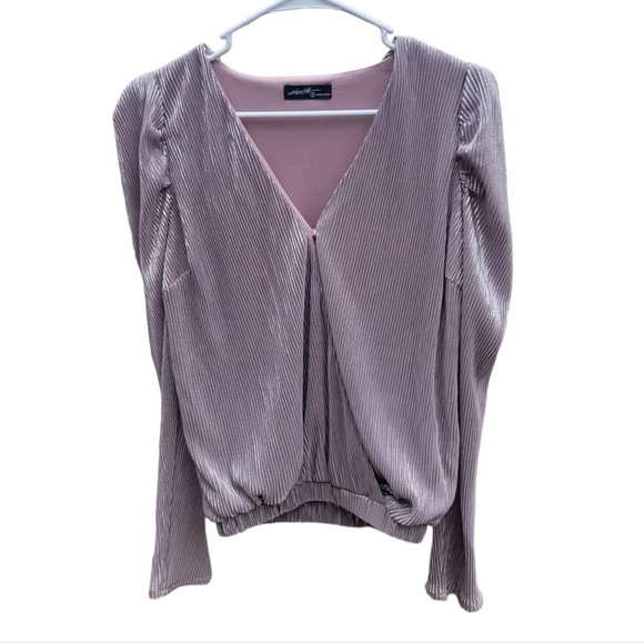 On Twelfth Metallic Blouse - Picture 1 of 5